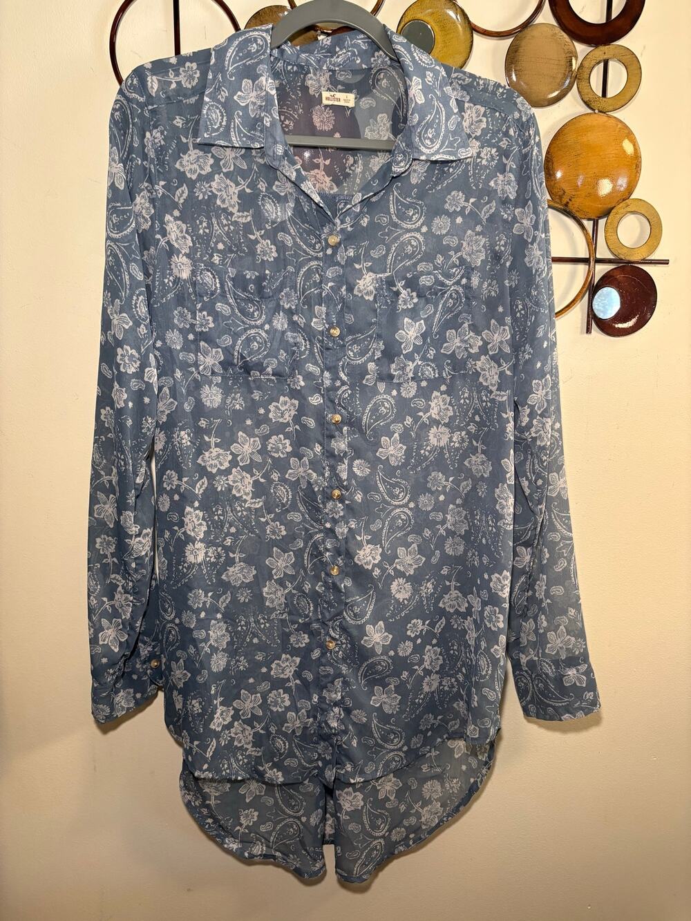 Women’s large Hollister tunic length button up shirt with button sleeves